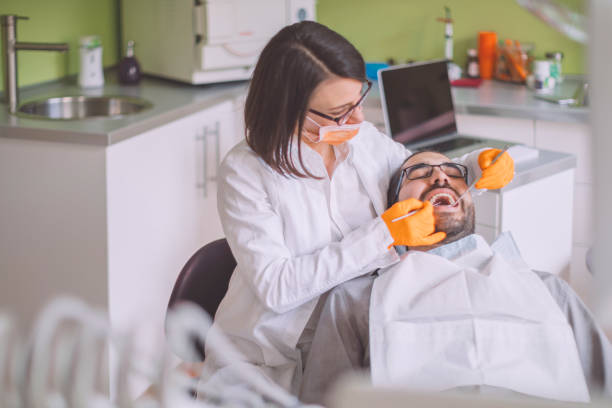 Best Weekend Emergency Dentist in Clinton, WA